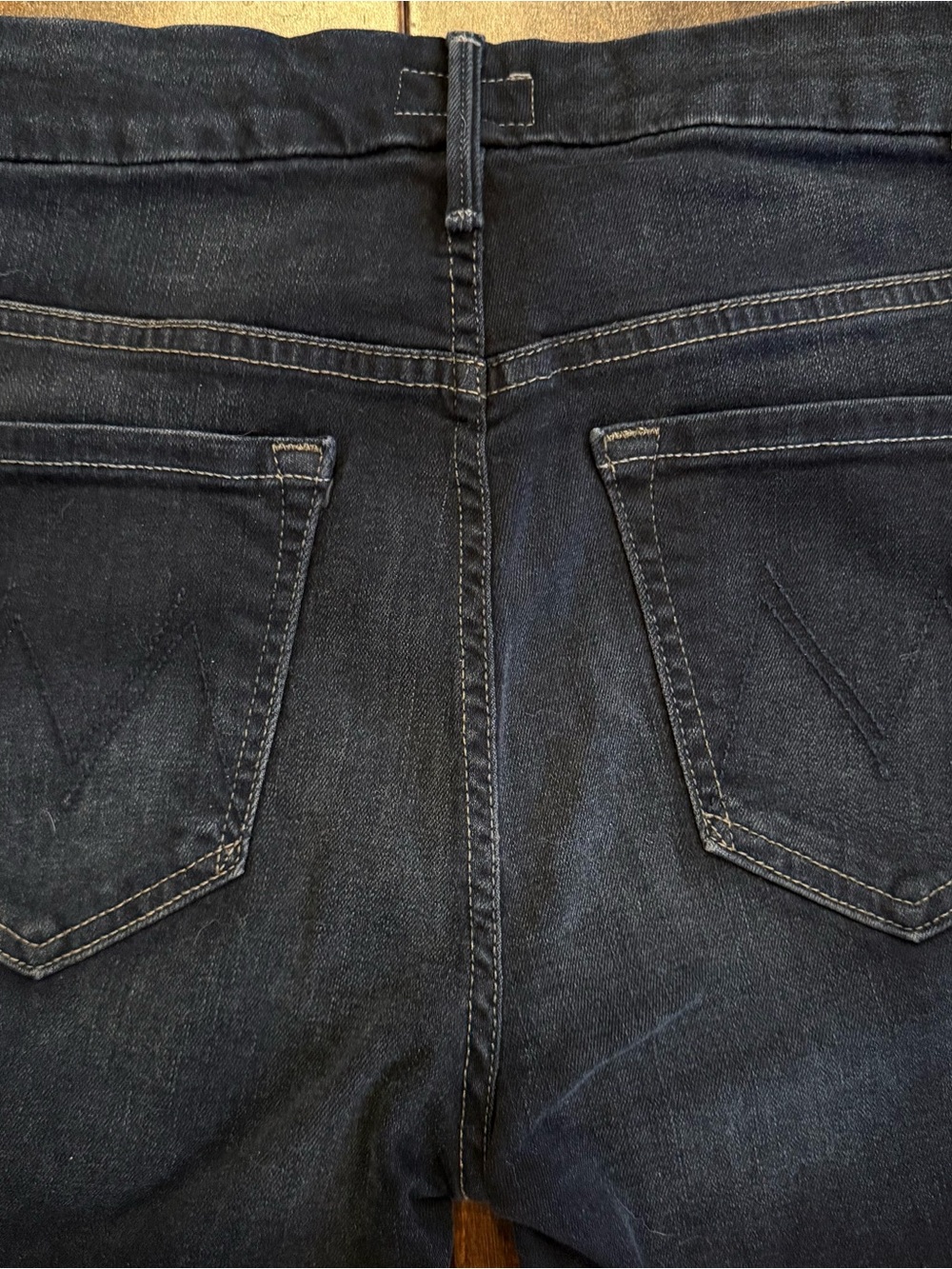 MOTHER High Waisted Looker Coffee, Tea or Me Jeans - Picture 10 of 12